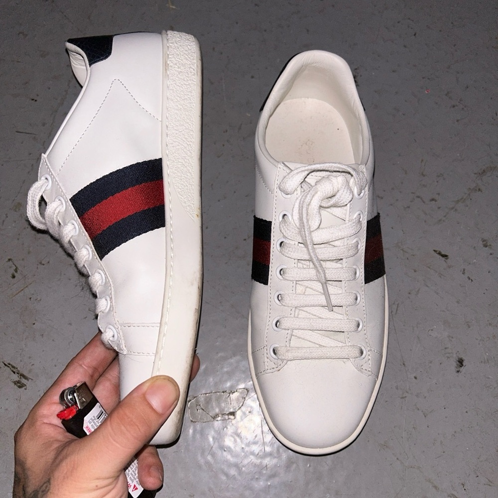 White gucci women shoes. size 6.5 brand new condition .